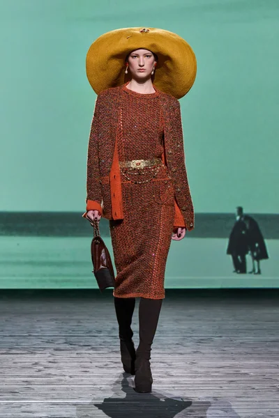 Look 39